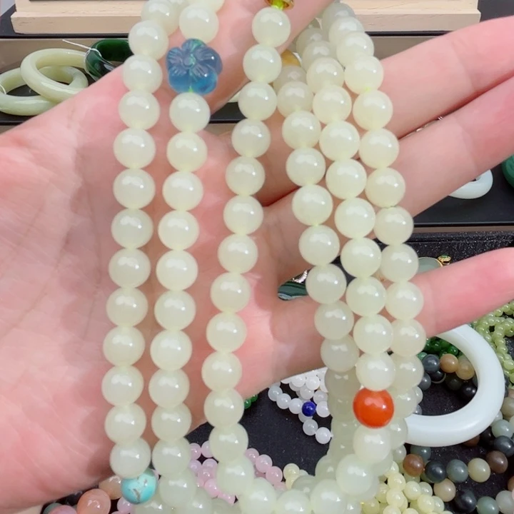 颈饰未镶嵌和田玉