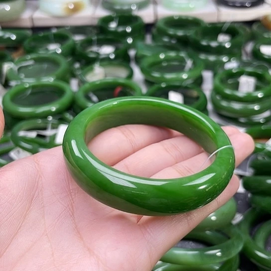 和田玉（碧玉）手镯未镶嵌