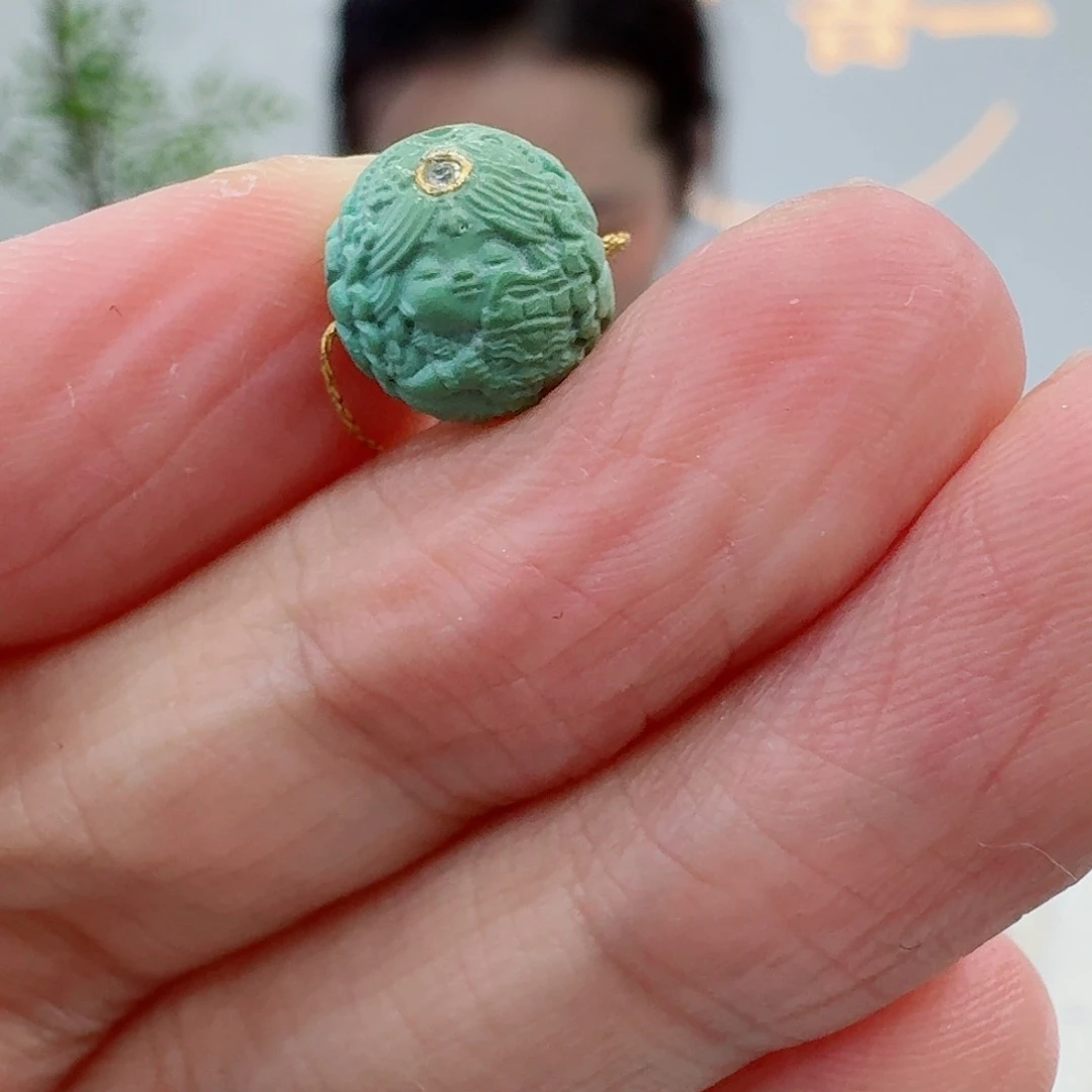 绿松石未镶嵌珠宝奇石