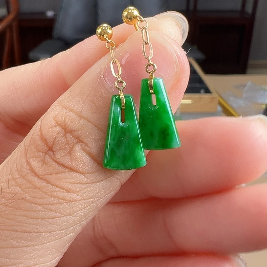 翡翠18K金镶嵌耳饰吊坠