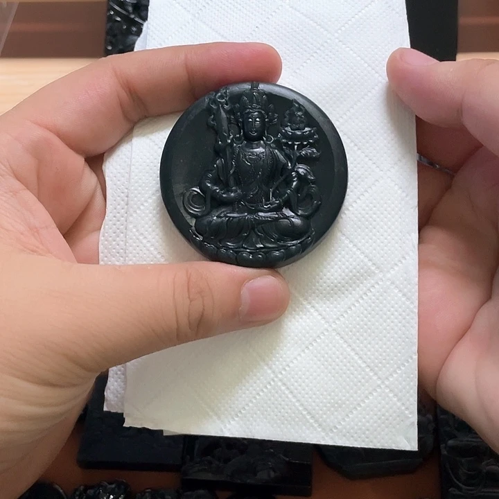 翡翠未镶嵌颈饰天然翡翠A货虚空藏