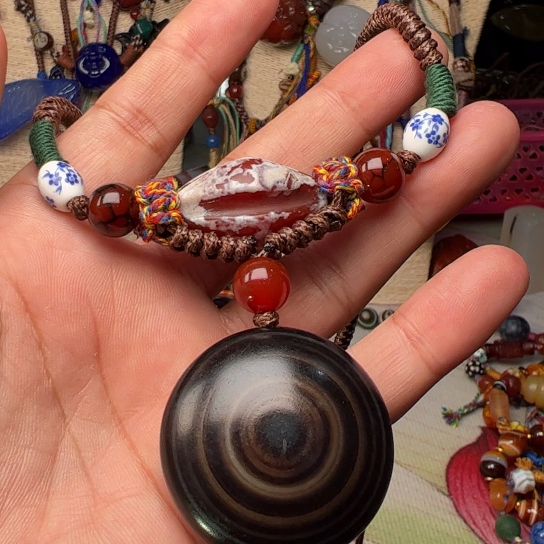 玛瑙/玉髓颈饰未镶嵌