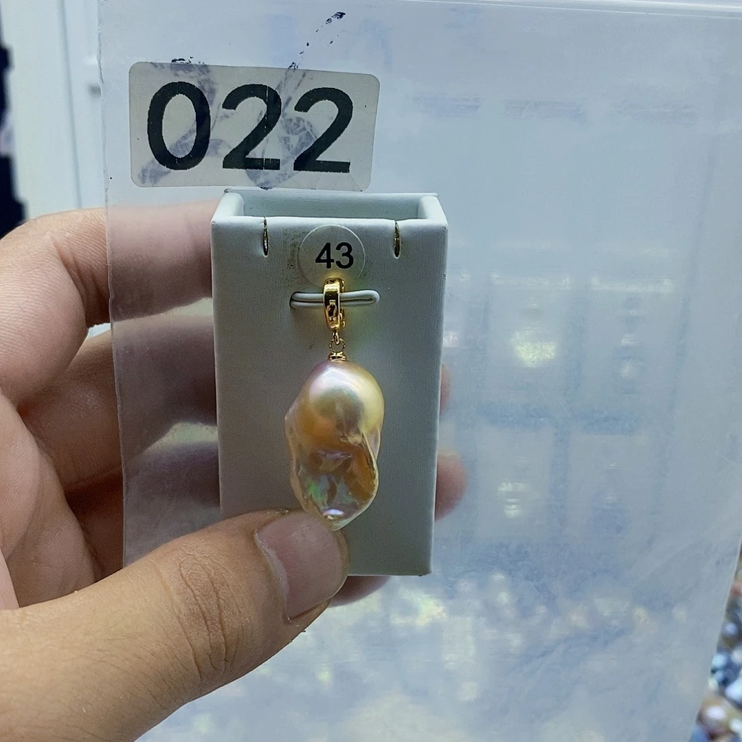 淡水珍珠合金颈饰