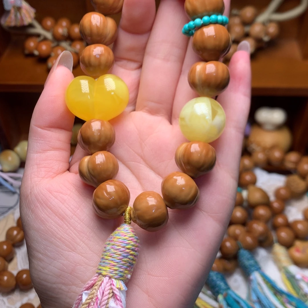 猴头核桃吊坠二代屁桃手持定制