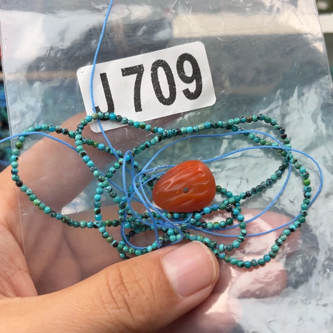 南红玛瑙未镶嵌珠宝奇石