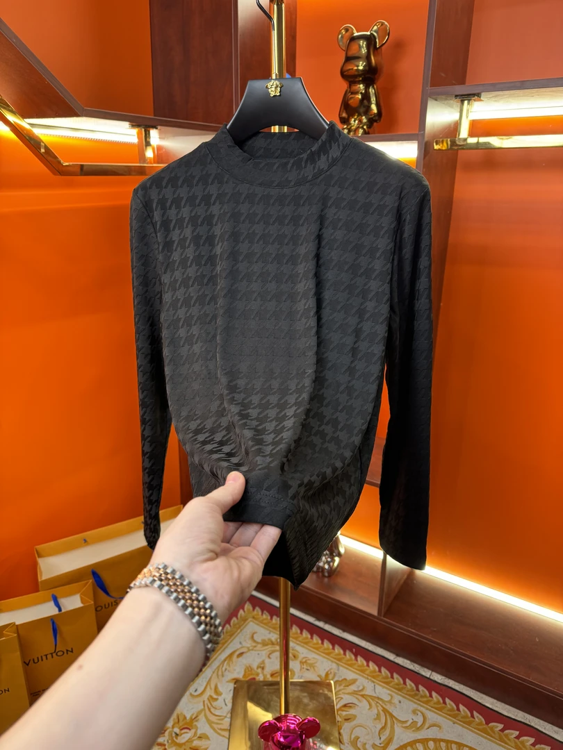 25年早春新款时尚百搭修身半高领轻奢加绒千鸟格打底衫针织衫