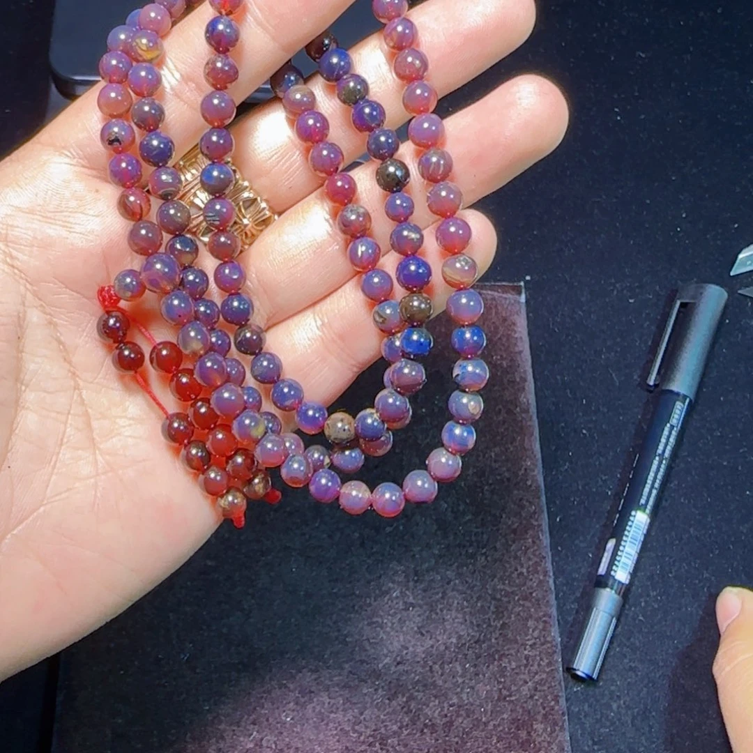 琥珀未镶嵌裸石琥珀