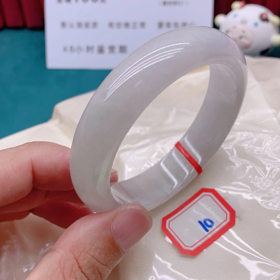 翡翠手镯未镶嵌1000/58