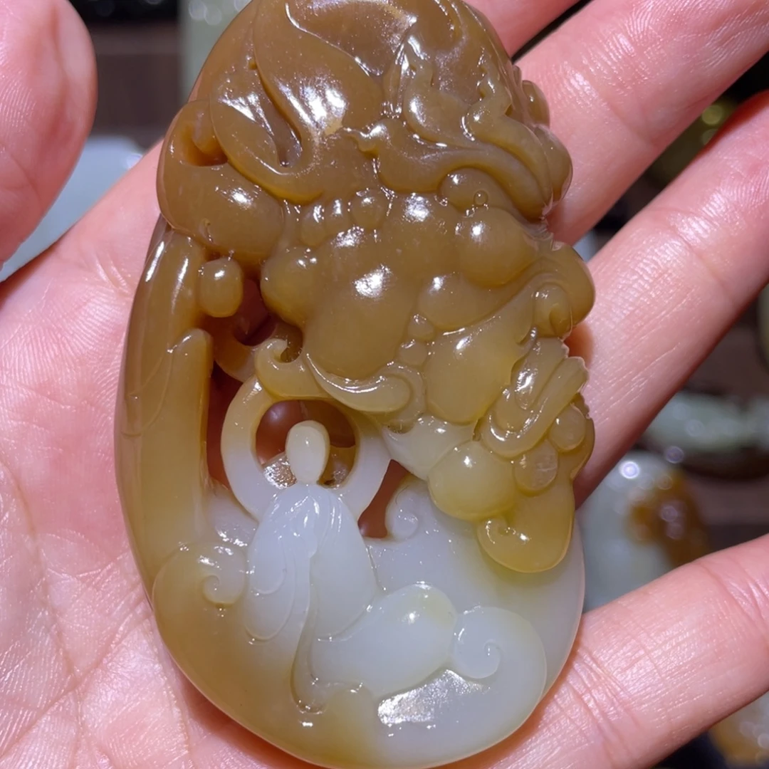 和田玉未镶嵌颈饰