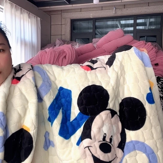 羊驼毛米奇夹棉床笠150