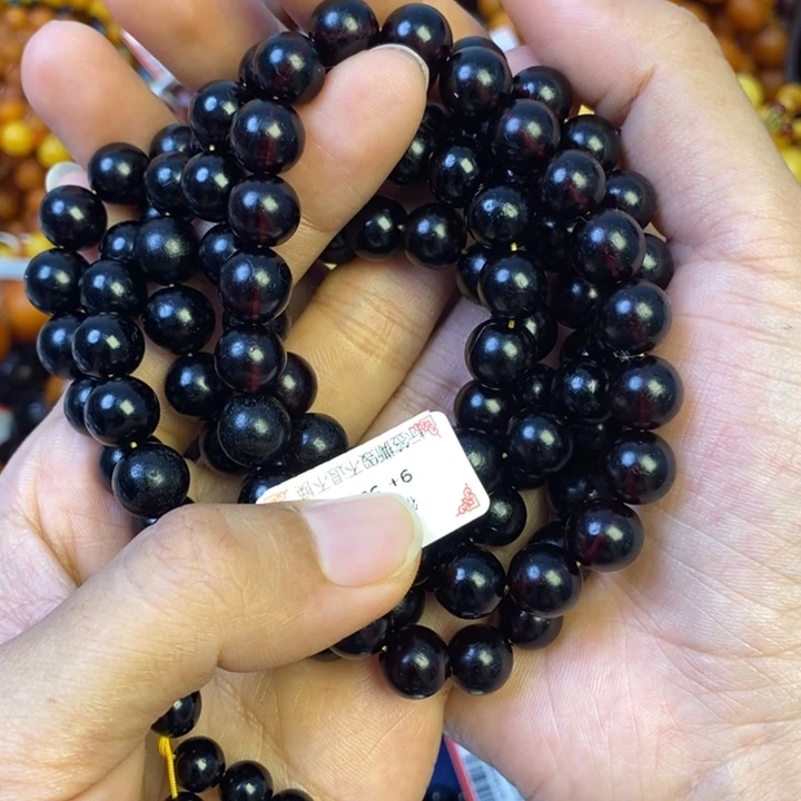 未镶嵌琥珀珠宝奇石