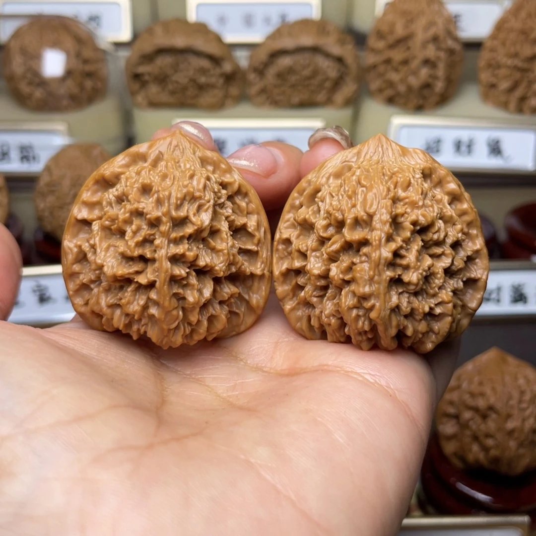 文玩核桃把件常*乐满天星39左右