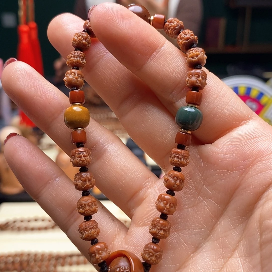 吊坠橄榄核0.7四面罗汉光环