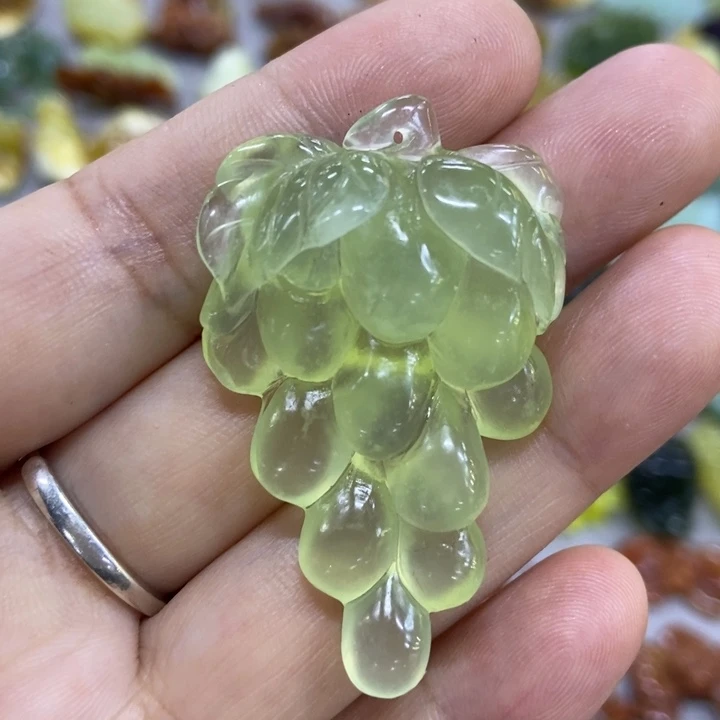 未镶嵌蛇纹石玉挂件