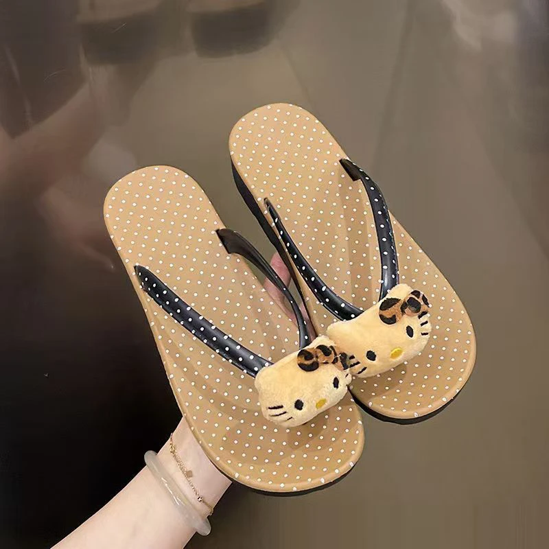新款厚底豹纹波点卡通人字拖女时尚家居室内外穿坡跟拖鞋女士