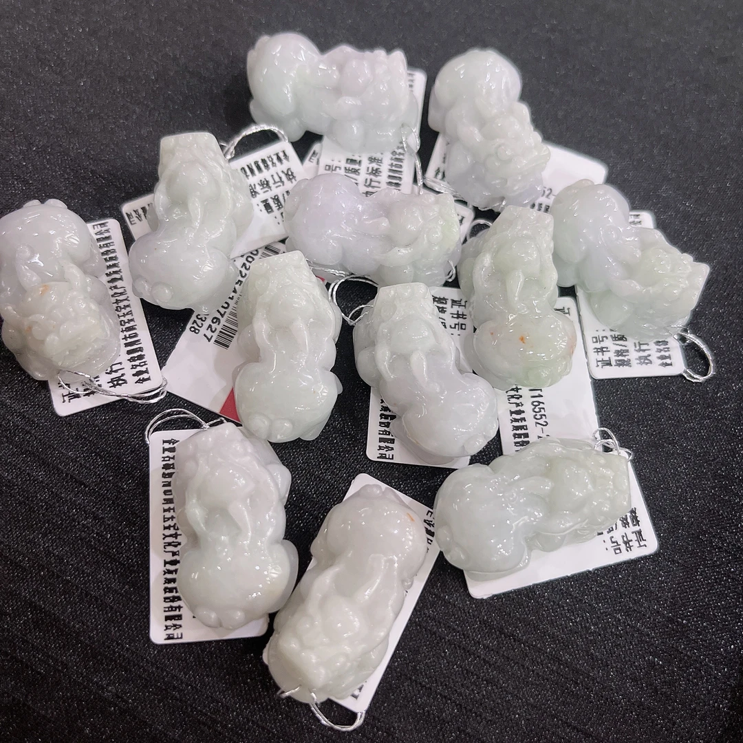 天然翡翠貔貅多样性发一件
