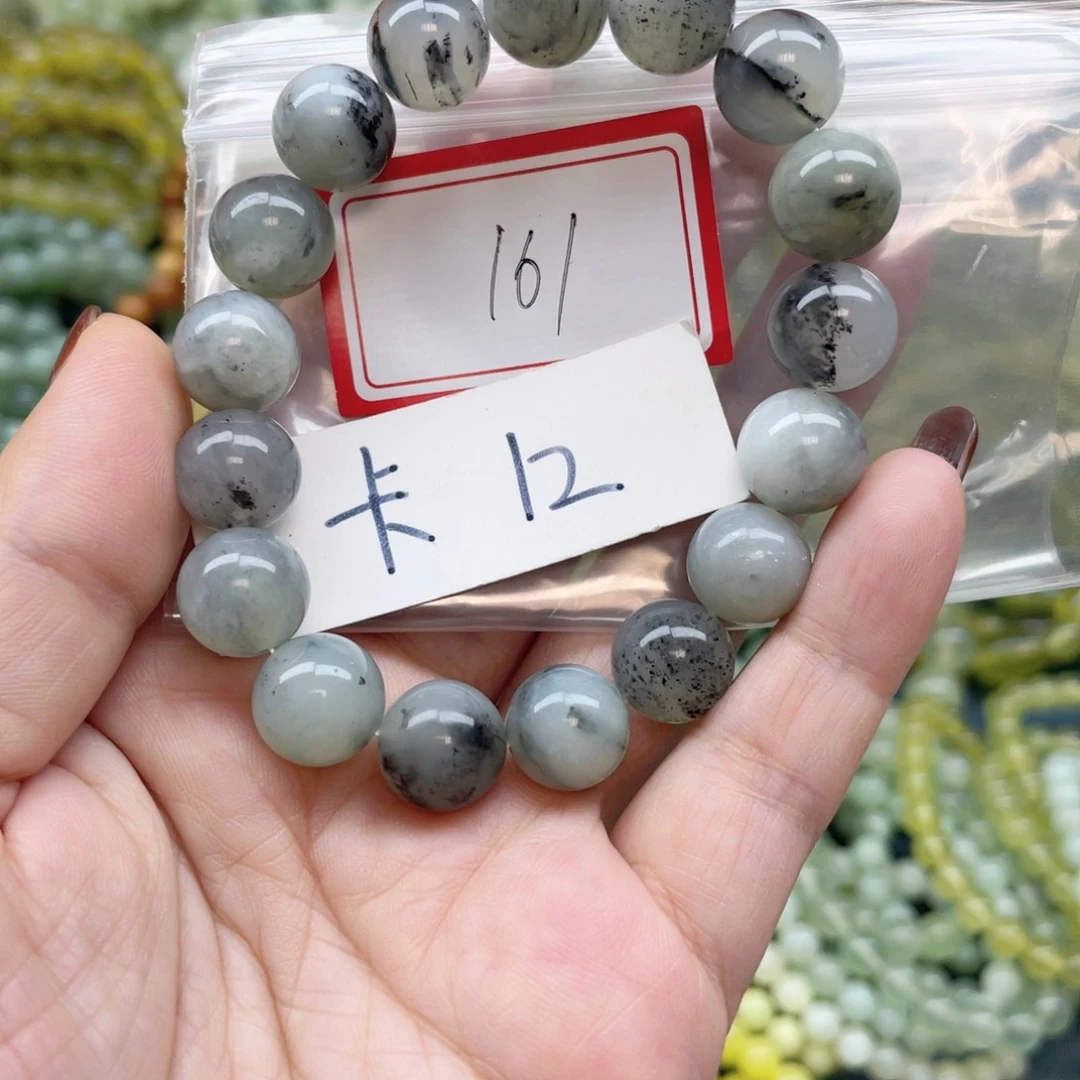 未镶嵌蛇纹石玉手链