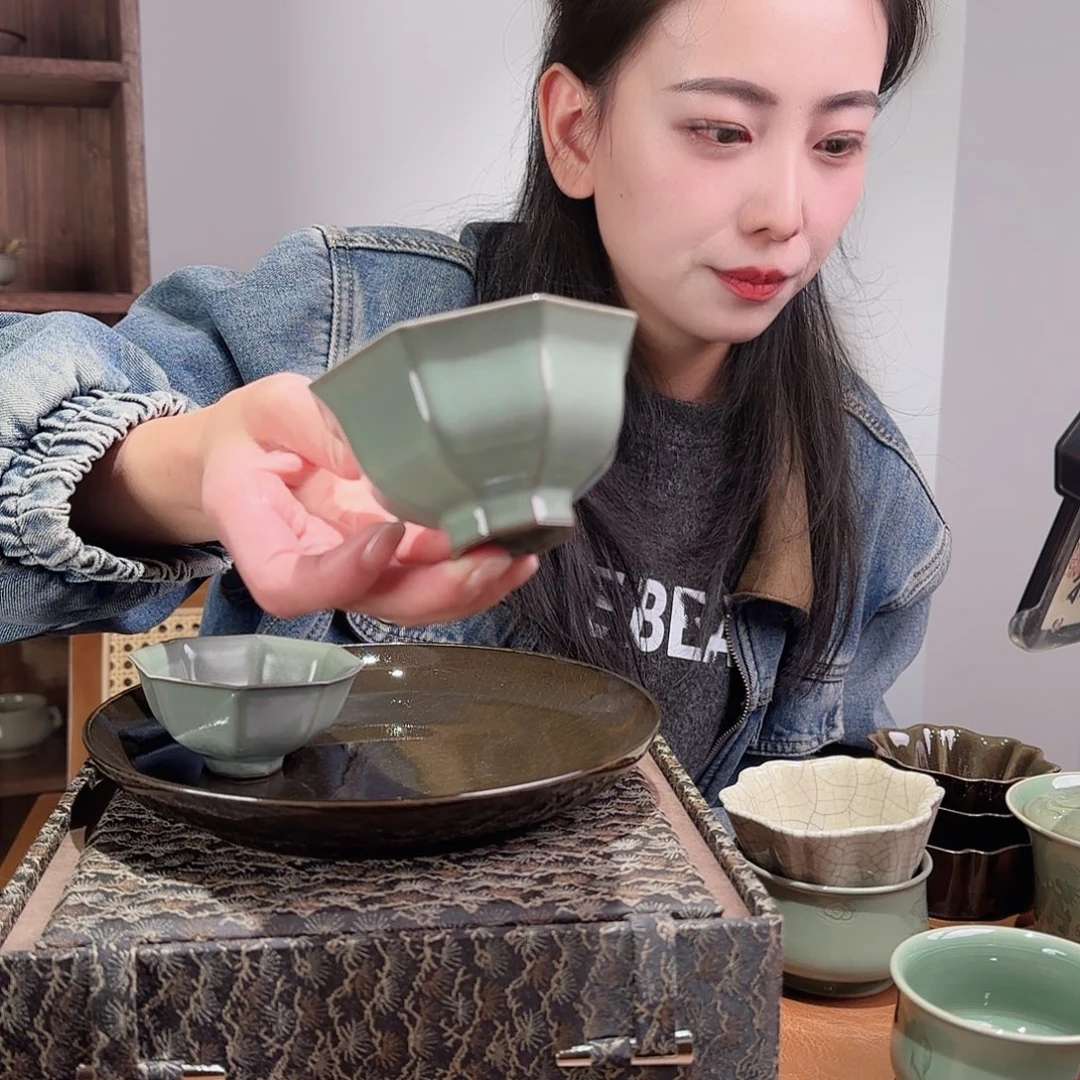 @****瓷摆件小八方杯111