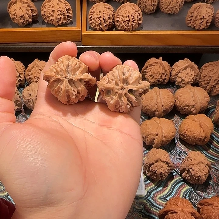 文玩核桃吊坠高桩苹果圆114