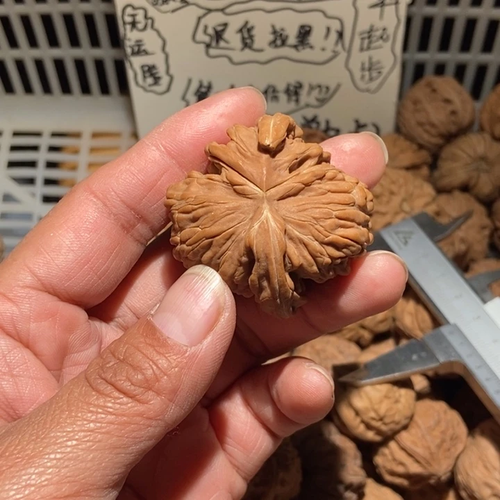 墨***～核桃四座楼角尺寸43角有磕碰