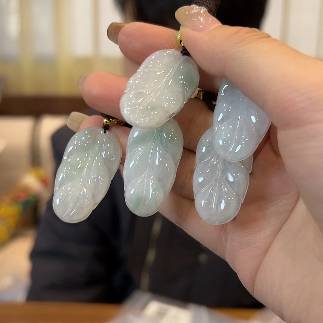 翡翠未镶嵌颈饰叶子吊坠多样性发一-570388