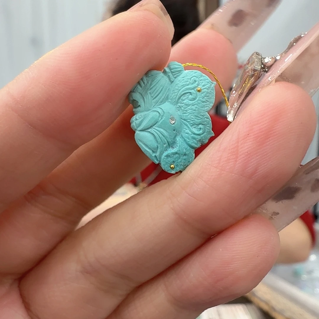 绿松石未镶嵌珠宝奇石