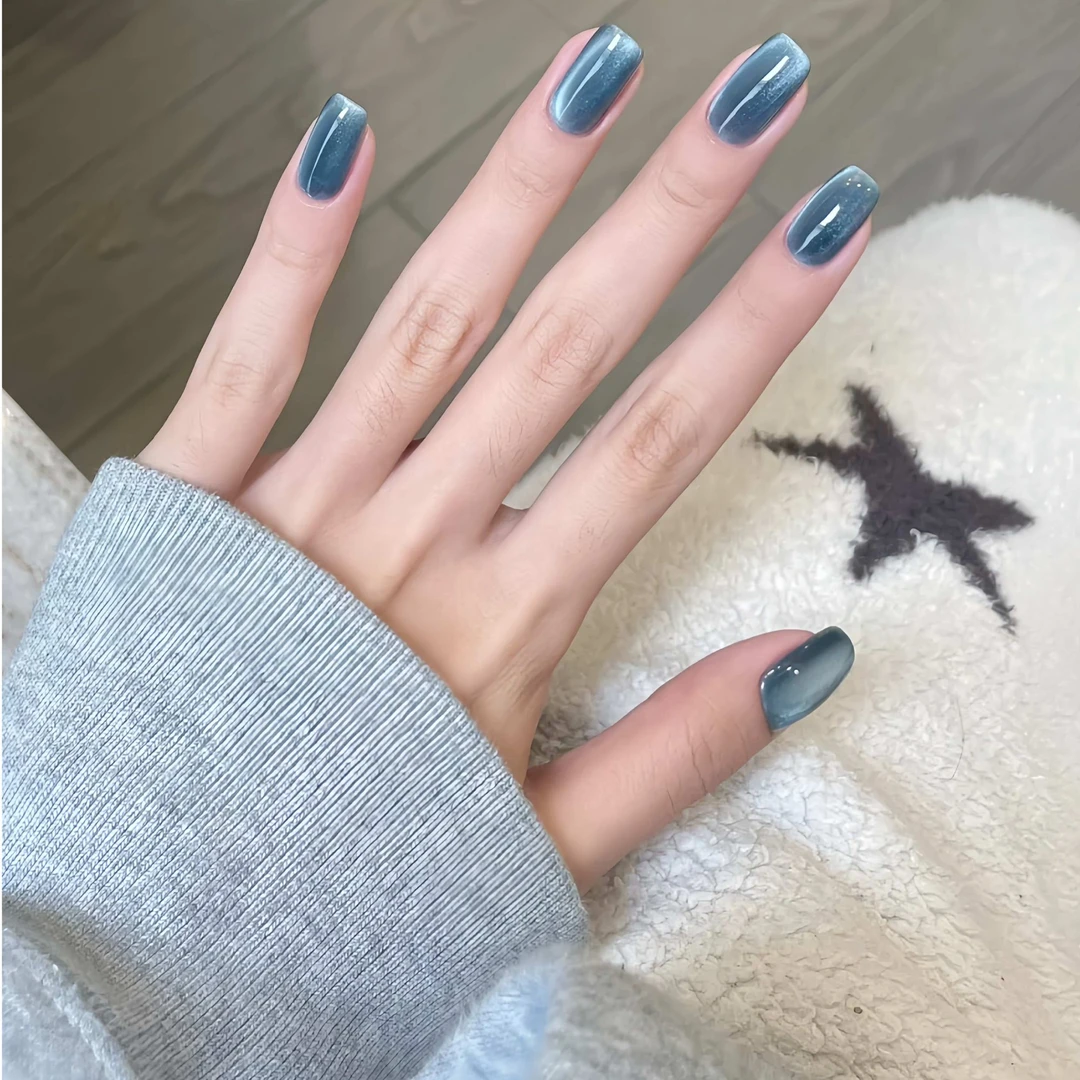 纯手工穿戴甲蓝色款式猫眼设计显白气质短方玻璃珠美甲贴片假指甲