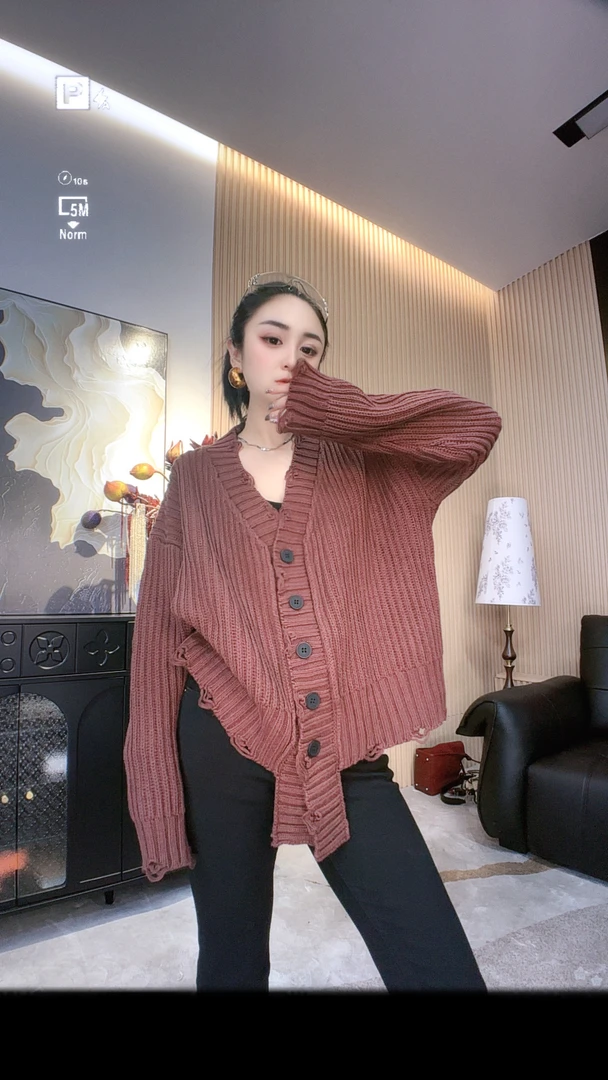 长款毛衣休闲风秋季宽松破边保暖V领厚款慵懒风常规513
