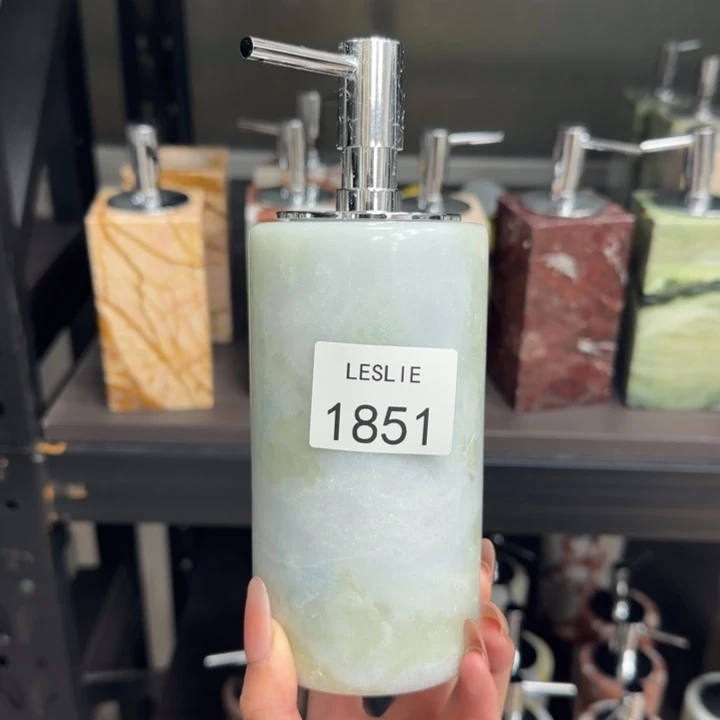 X1851.              福利