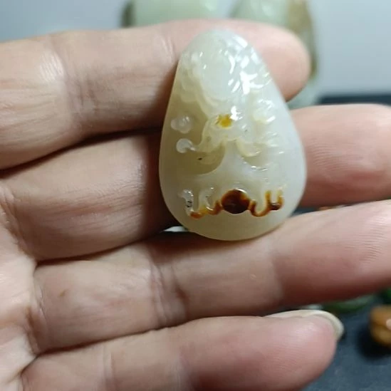 和田玉未镶嵌吊坠(不含链)