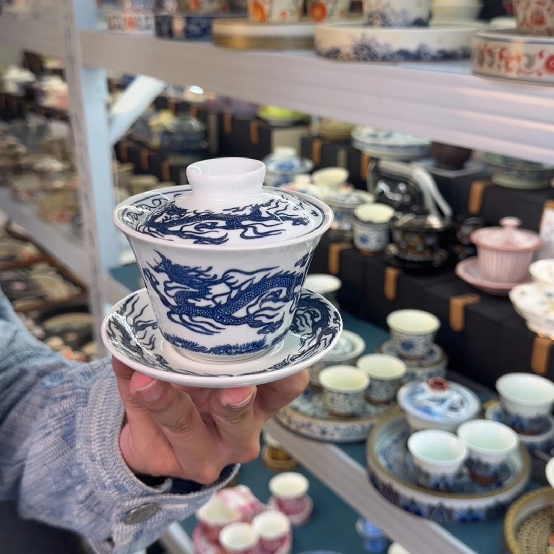 盖碗很好看很精致