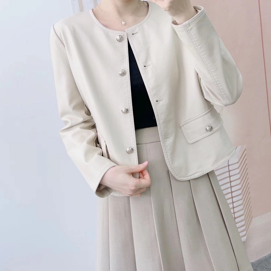 ANYUMO/安妤茉1530圆领单排扣皮衣短外套简约优雅春秋女