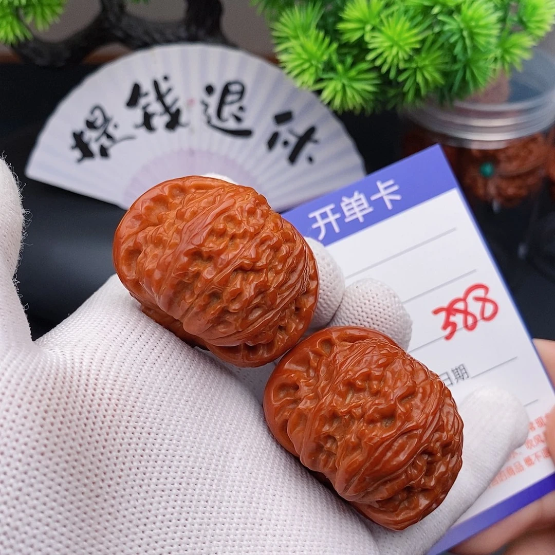 文玩核桃把件42闷白388
