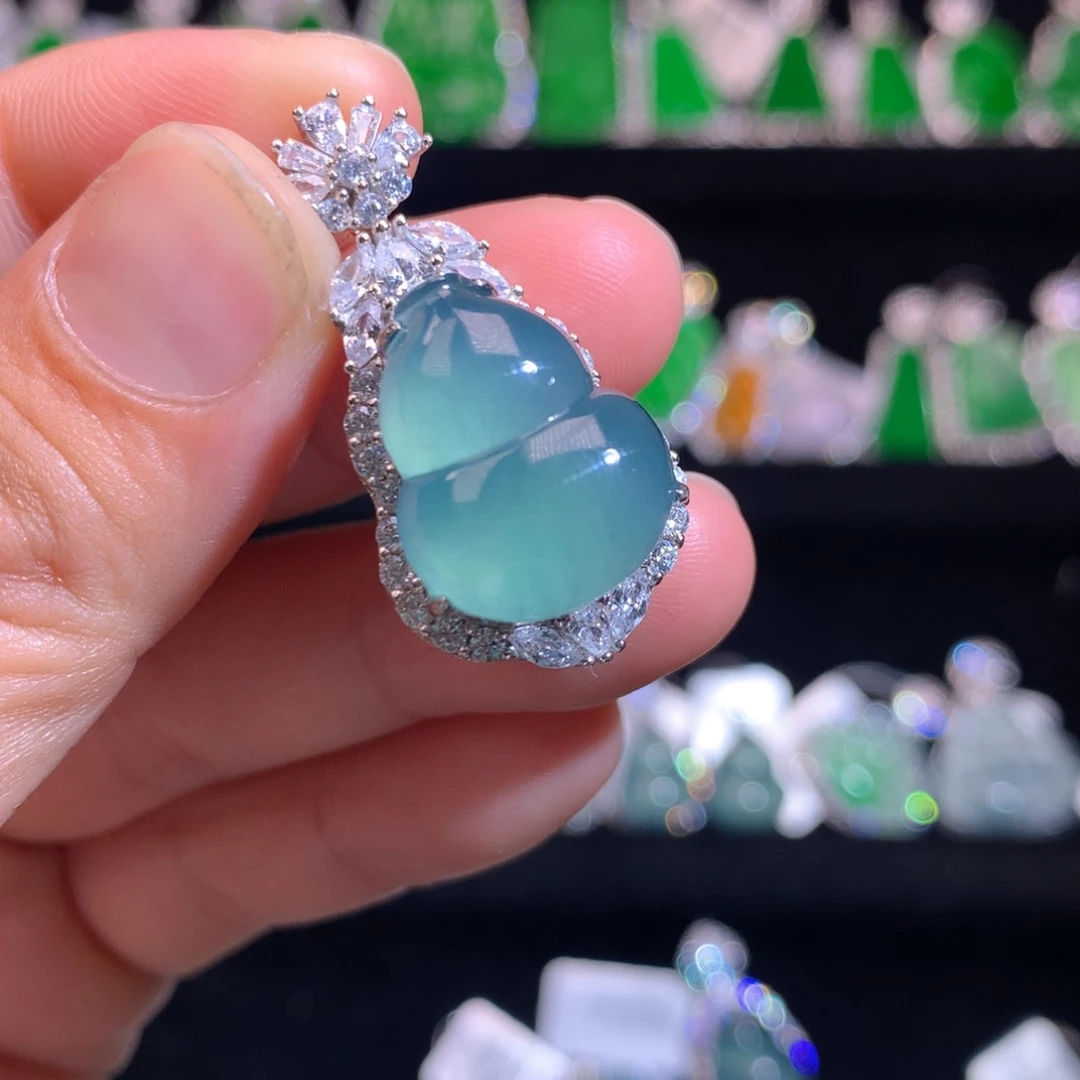 【闪购商品】颈饰银S925镶嵌翡翠天然翡翠