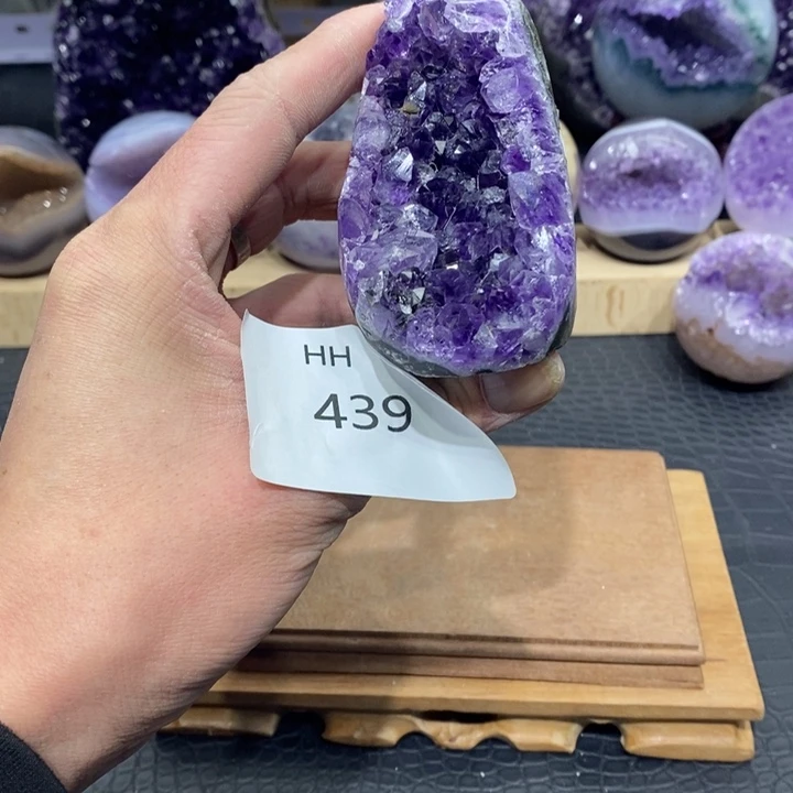 紫晶未镶嵌大型摆件（非配饰）