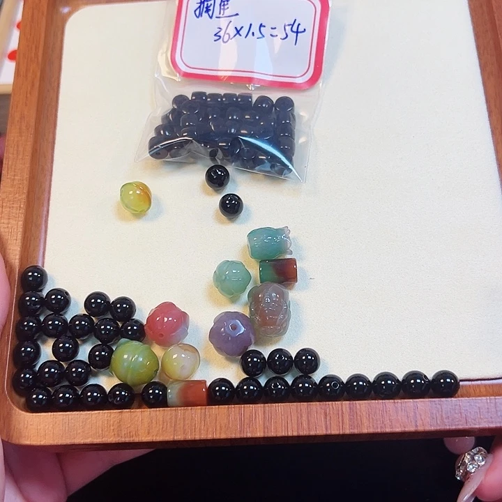 摘***月手饰玛瑙未镶嵌手串009