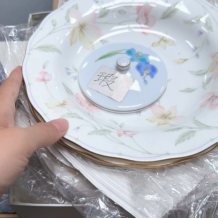 ****瓷片噗哈哈哈哈哈哈哈哈哈