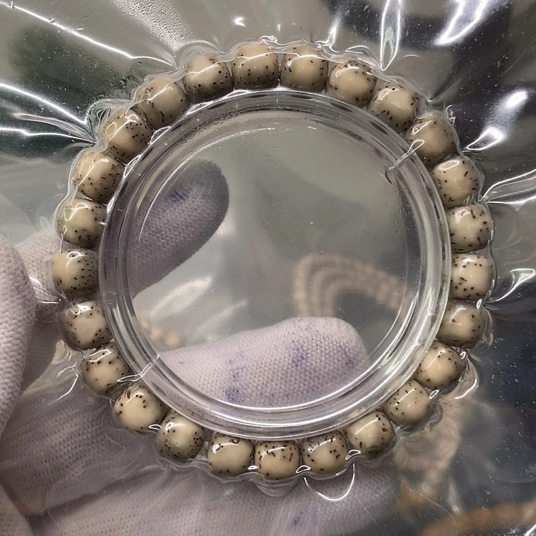 吊坠星月菩提石玉侧留白9*8单