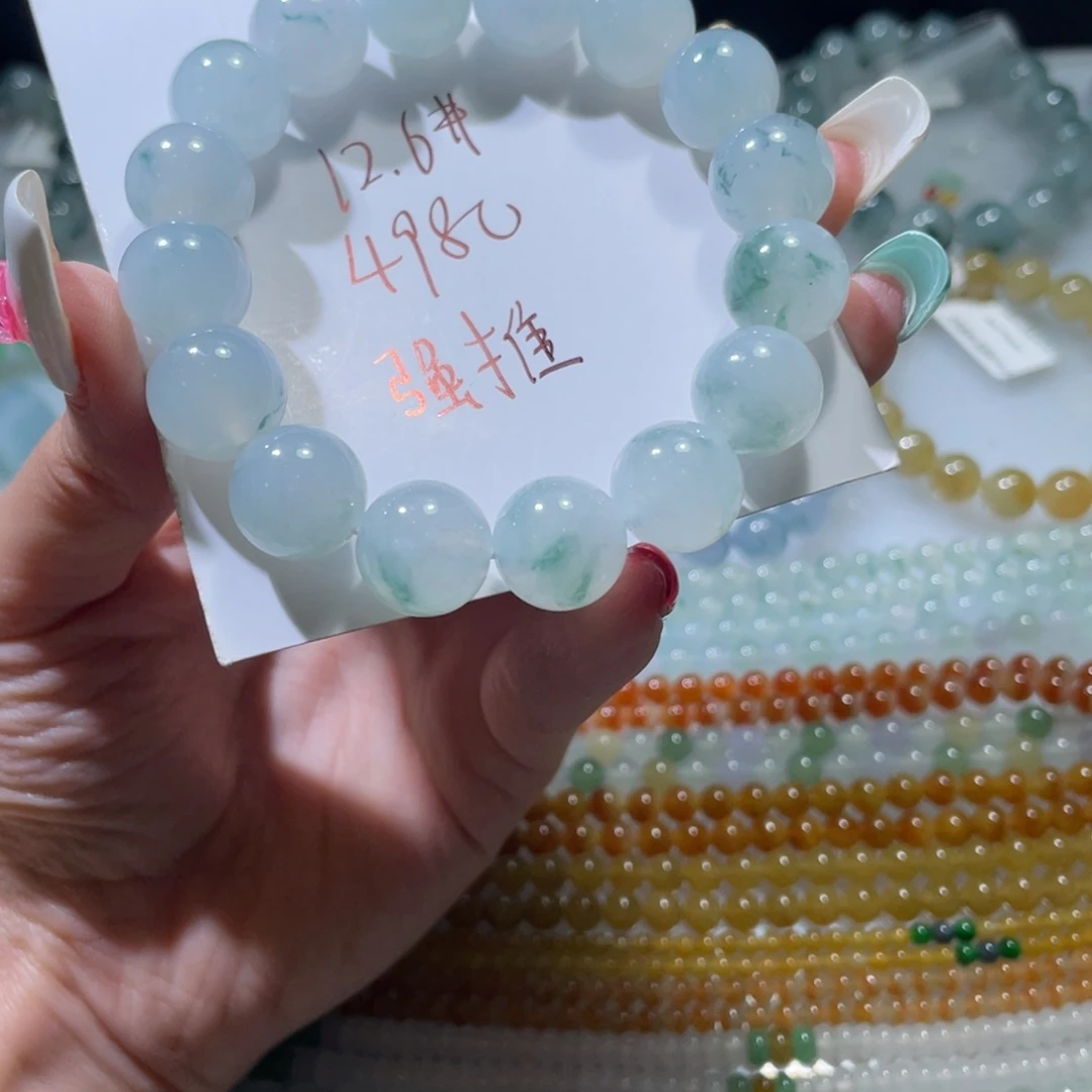 定制翡翠未镶嵌冰胶晴底飘绿花手串