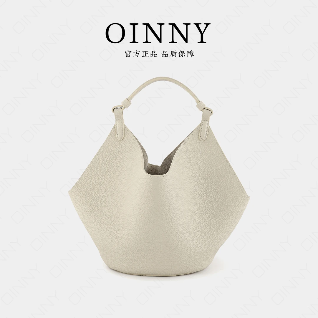 【达人专属】小众设计高级调性牛皮菜篮子包8801白色