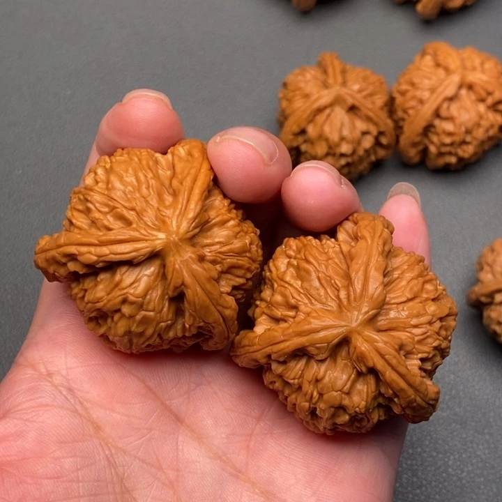 文玩核桃吊坠小****爸