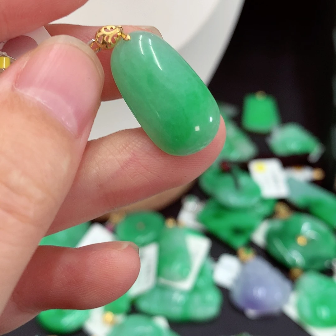 翡翠18K金镶嵌吊坠(不含链)