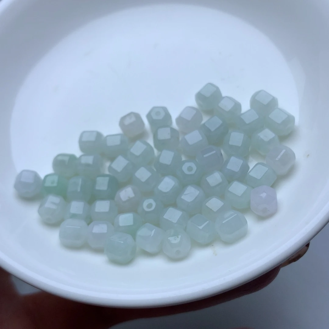 散珠翡翠卡6冰绿白六棱珠50个