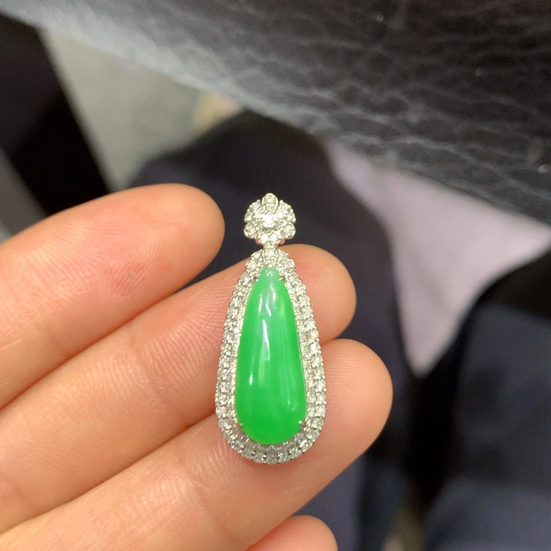 翡翠18K金镶嵌吊坠(不含链)