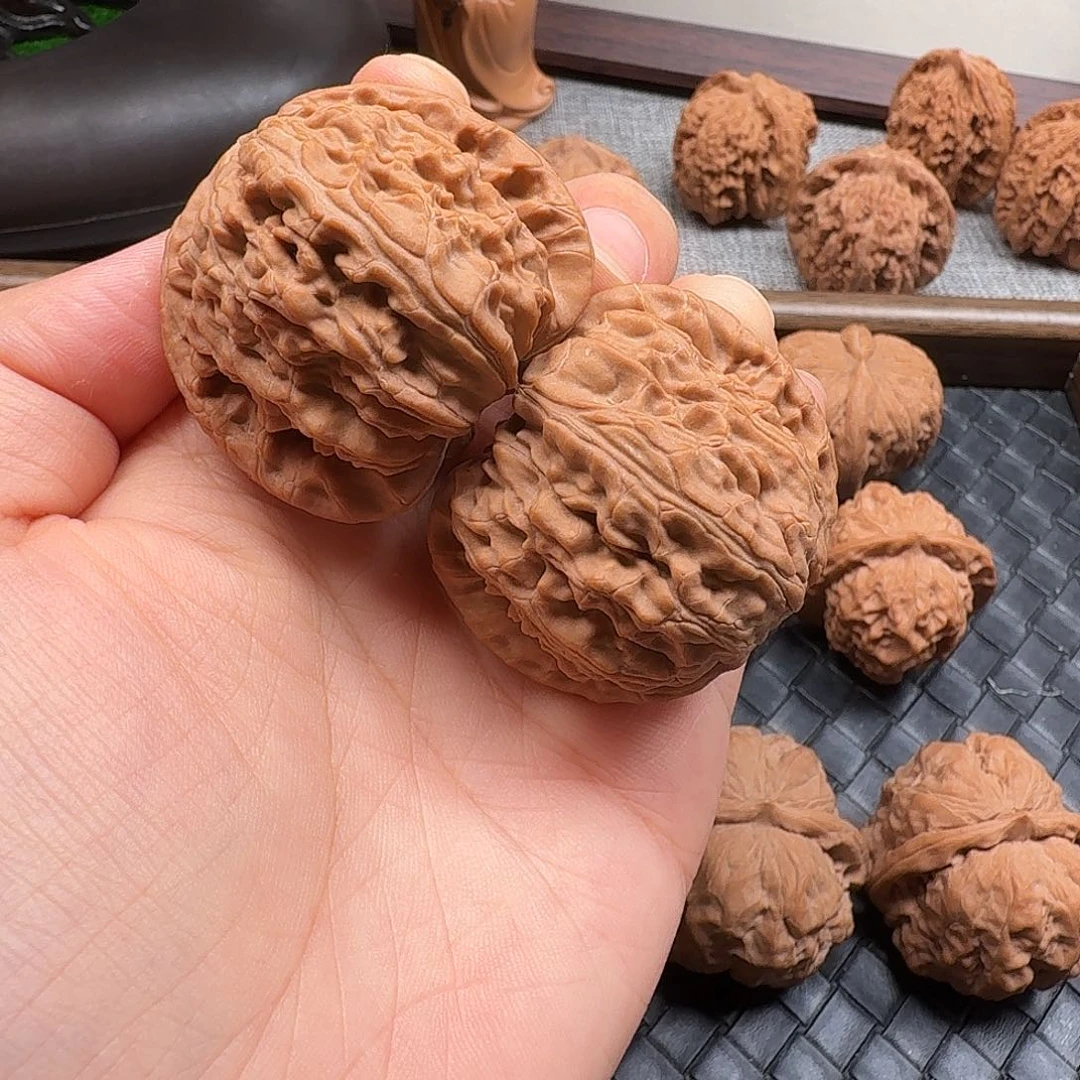 核桃白狮子全品新果43