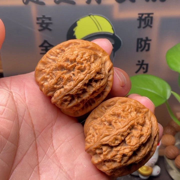 文玩核桃吊坠大粗筋39全品一般对