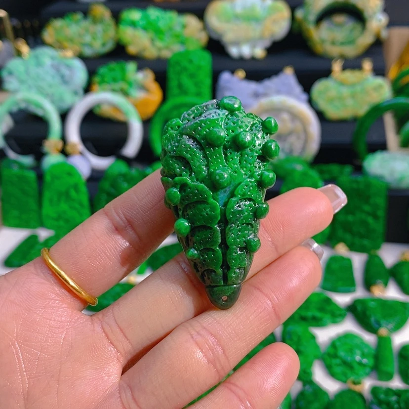 【闪购商品】翡翠颈饰未镶嵌百财