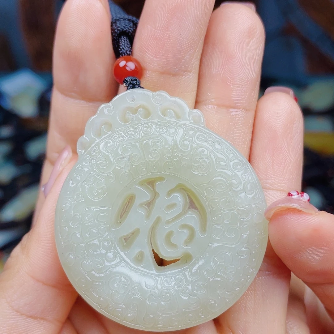 颈饰未镶嵌和田玉