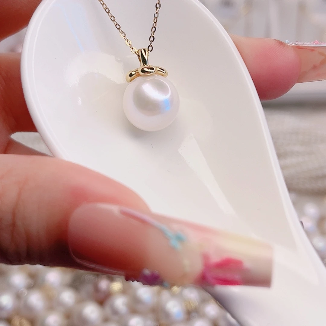 淡水珍珠吊坠(赠链)未镶嵌