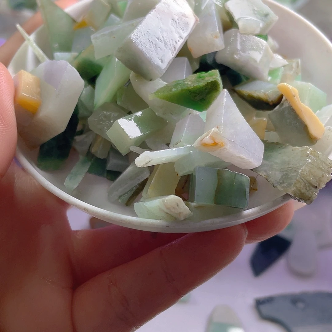 颈饰未镶嵌翡翠a